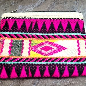 Forever 21 Pink & Black Tribal Print Makeup Bag Women's Zipper Pouch